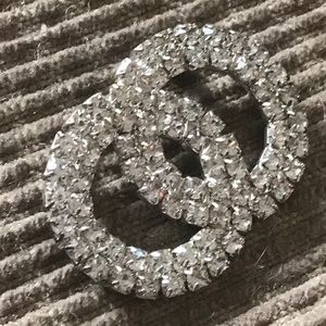 Gorgeous Rhinestone Brooch/Pin Vintage Sparkling❤️